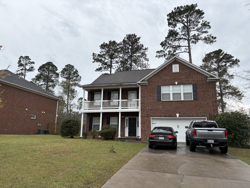 Elgin House: 113 Winning Ticket Dr