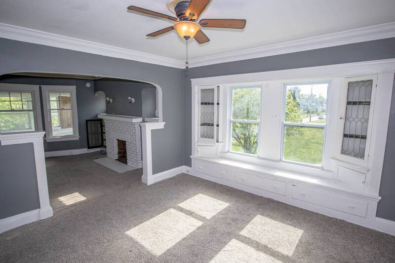 Cleveland Condo: 12007 Parkview Avenue - Upper