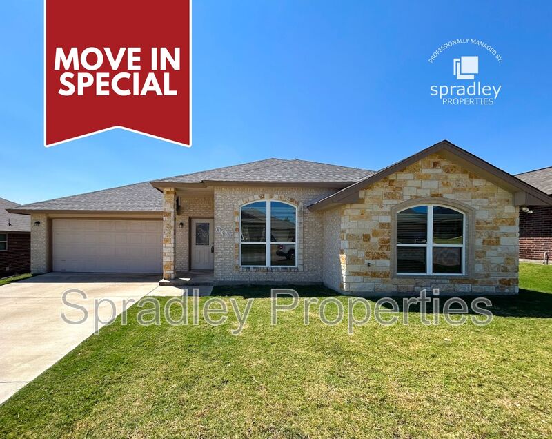 Temple House: 907 Kacie Dr