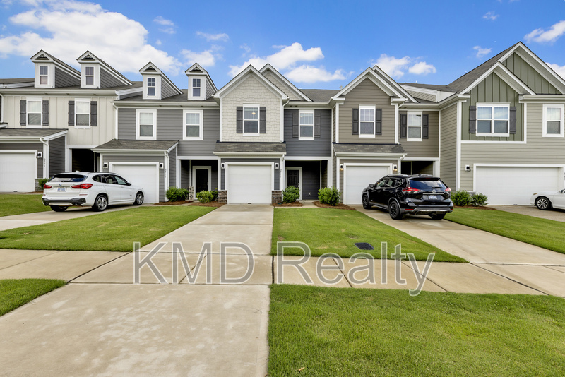 Concord Townhome: 2777 Yeager Drive NW