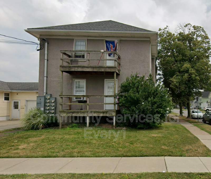 Buffalo Condo: 247 Roesch Ave