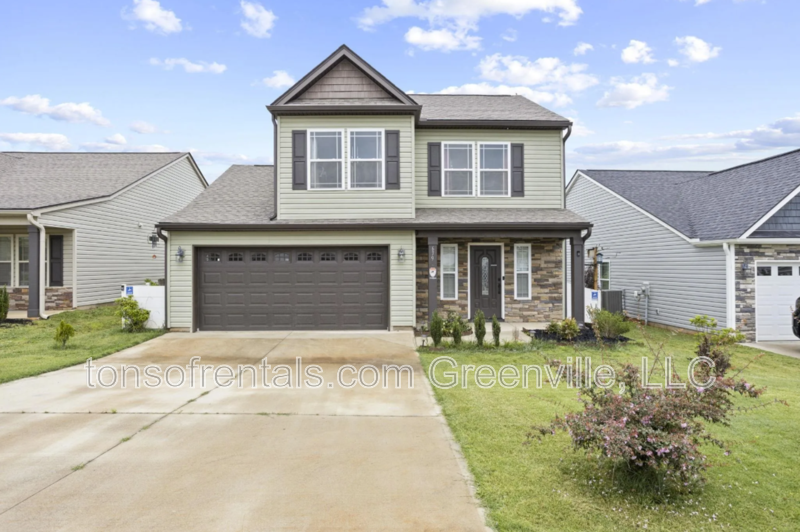 Inman House: 679 Spartan Commodor Lane