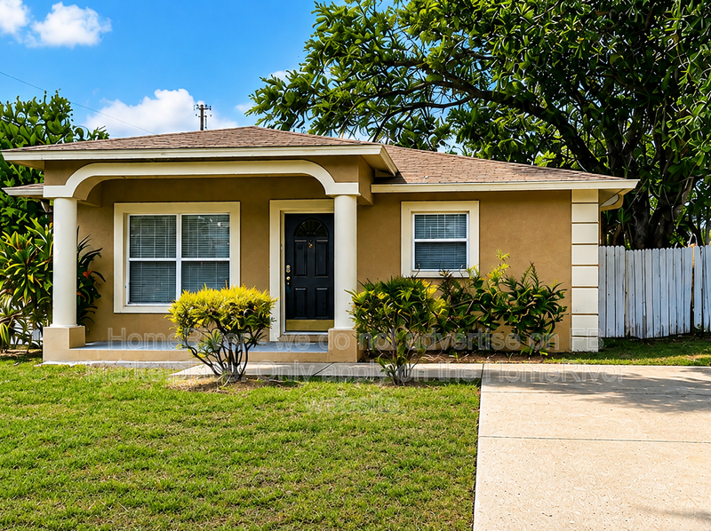 Tampa House: 3519 N 10th St