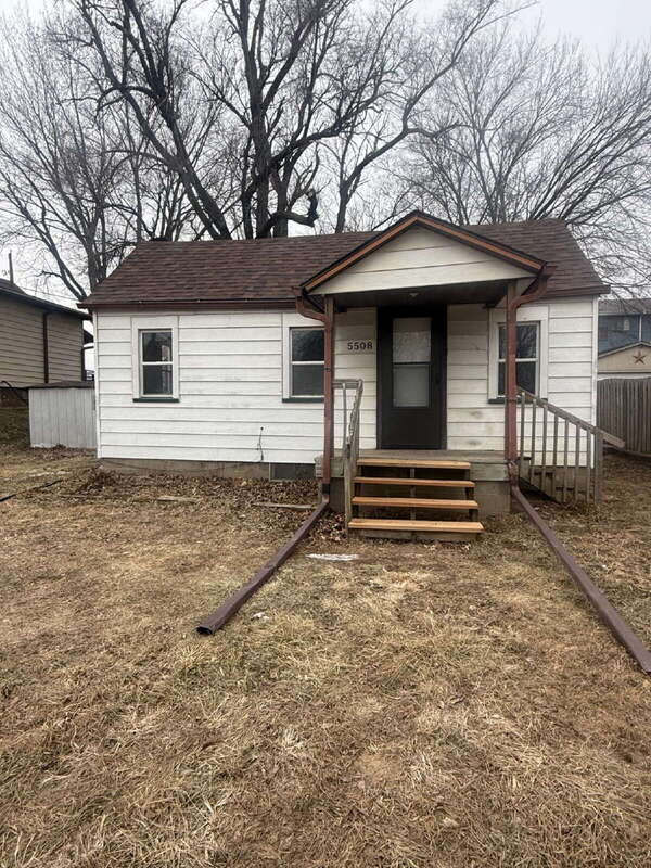 Des Moines House: 5508 SW 8th St