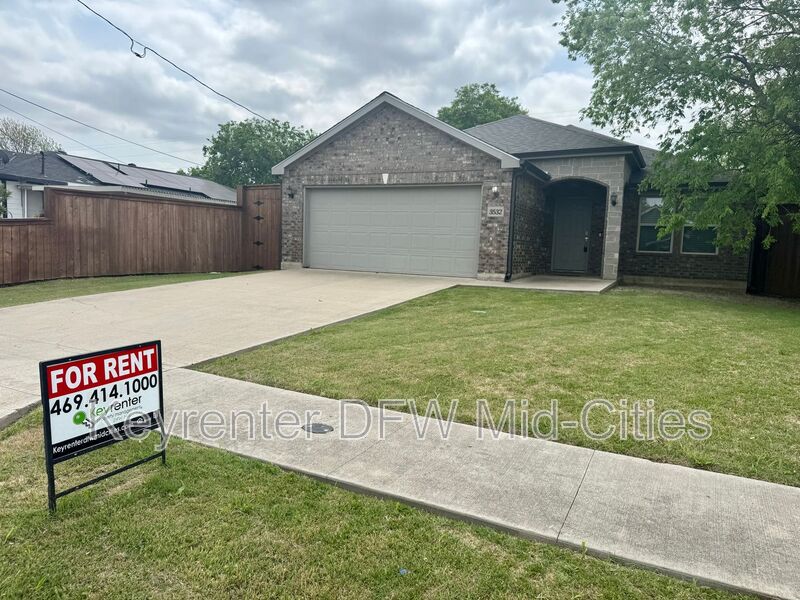 Dallas House: 3532 Toronto Street