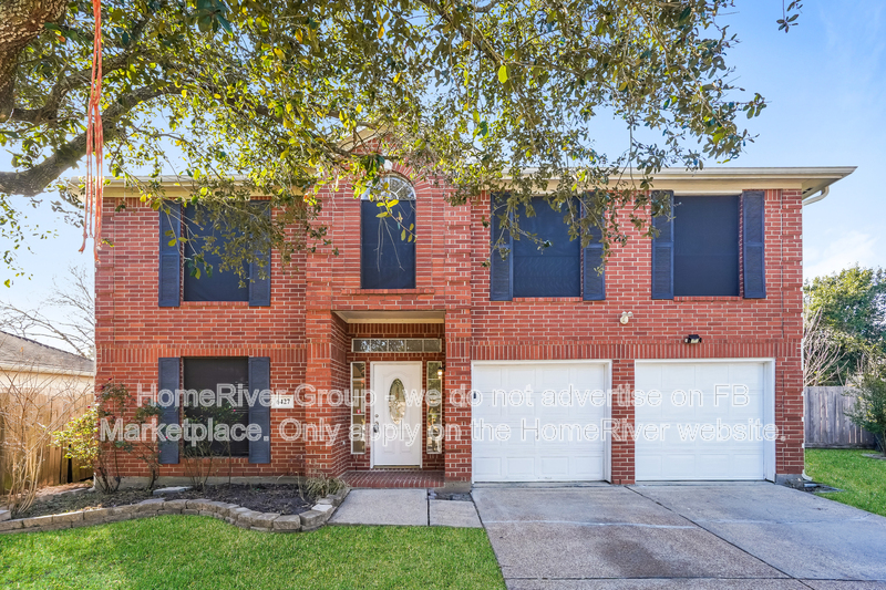 Houston House: 6427 Slate Stone Ln