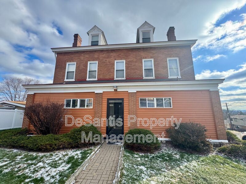 Pittsburgh Condo: 4451 Highridge Street