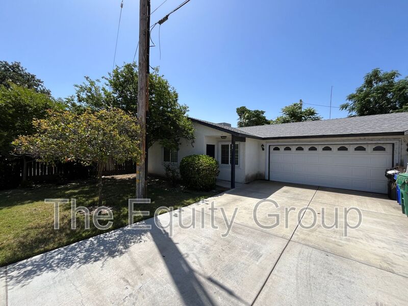 Porterville Condo: 94 N Fourth