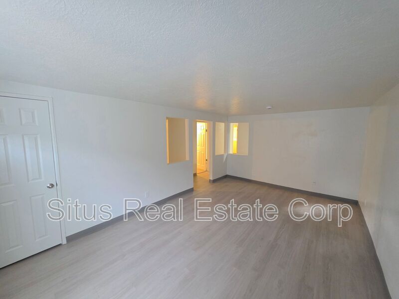 Lakewood House: 8125 W. 9th Ave.