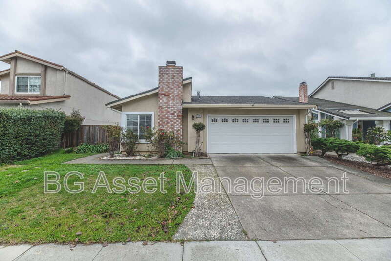 Fremont House: 4485 Norocco Circle