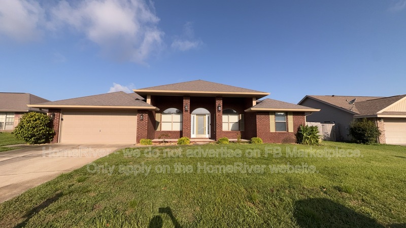 Gulf Breeze House: 1879 Bay Pine Cir