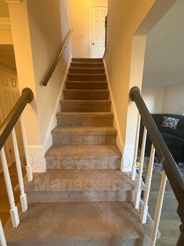 BeautifullyTownhome in Sought-After Indian Lakes * Ask Abut Our Zero Deposit* - Photo 7