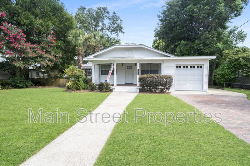 Pensacola House: 1915 East Avery Street