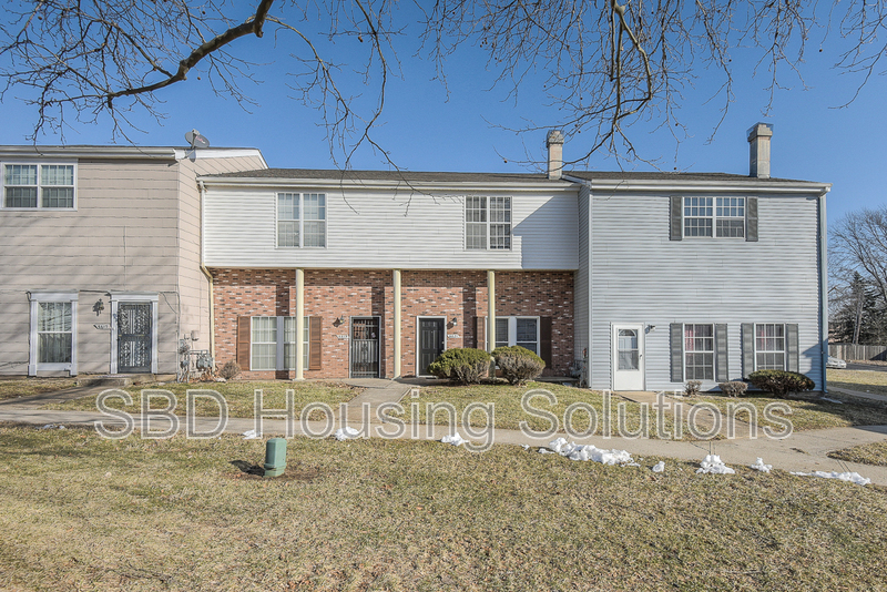 Grandview House: 6621 E 128th ST