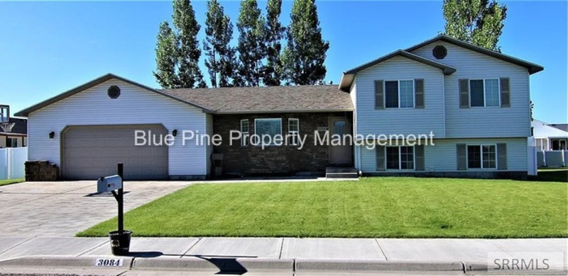 Ammon House: 3084 Madeline Drive