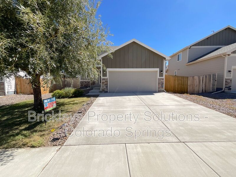 Colorado Springs House: 6523 Lamine Dr