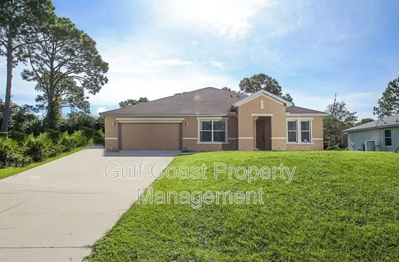 North Port House: 2676 Beaver Terrace