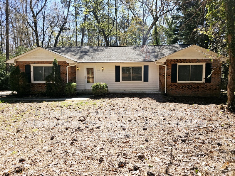 Durham House: 917 Prologue Rd