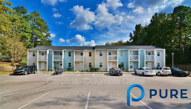 Columbia House: 308 Percival Rd