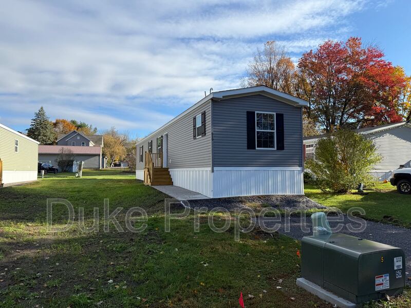 Utica House: 619 Kilkenny Drive