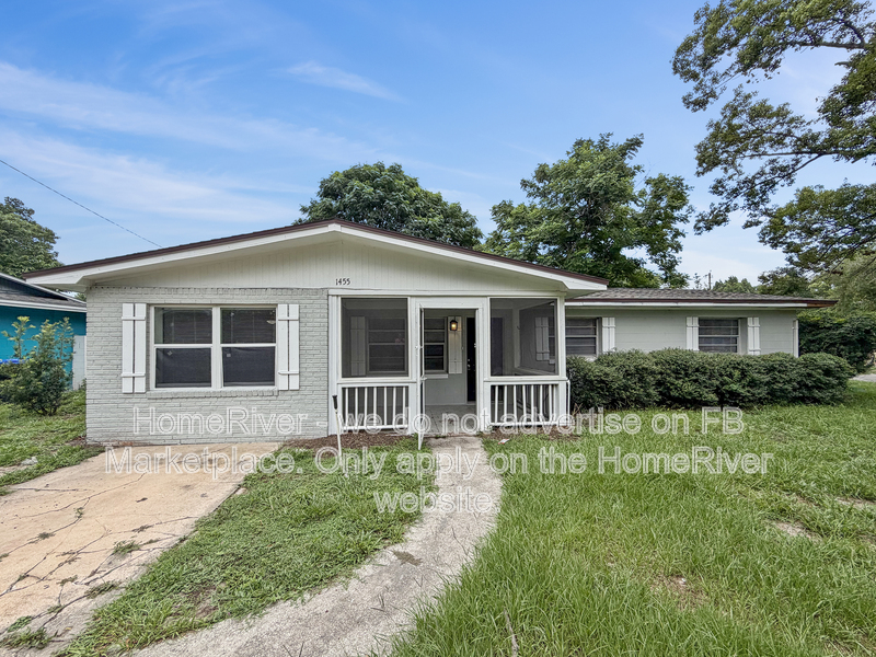 Apopka House: 1455 Bethesda St