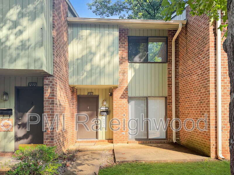 Raleigh Condo: 1275 Teakwood Pl