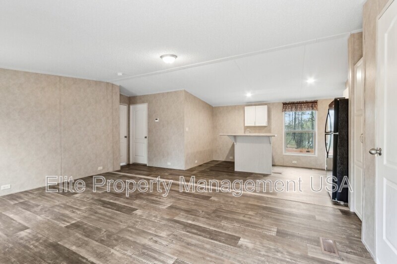 Gainesville House: 3530 Suggs Road