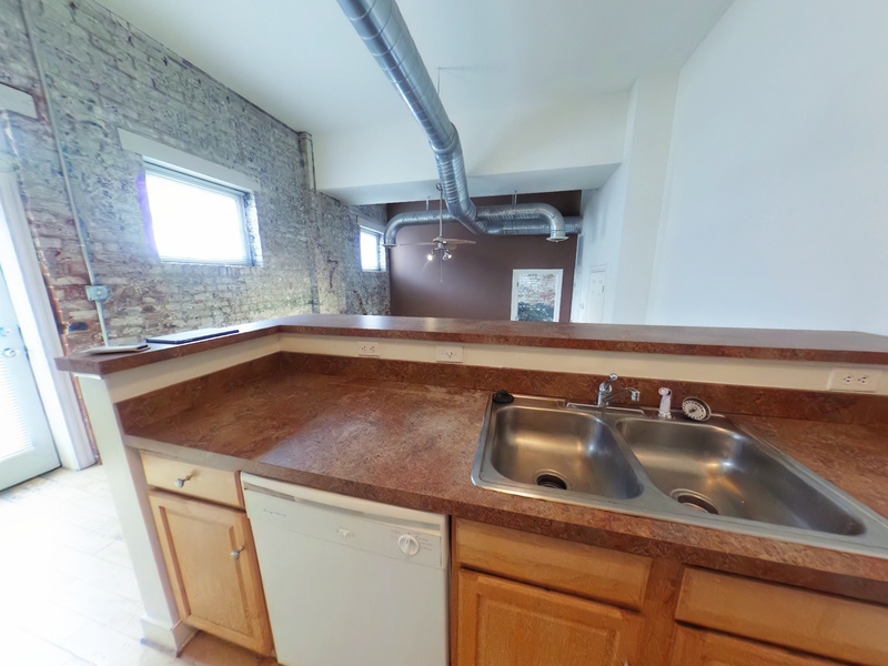 Richmond Condo: 302 Goshen St