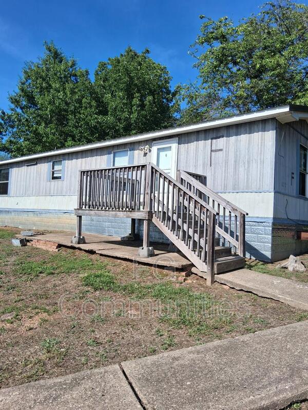 Hildebran House: 100 2nd Ave SE Unit F
