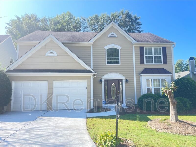 Alpharetta House: 2265 Winthrope Way Dr
