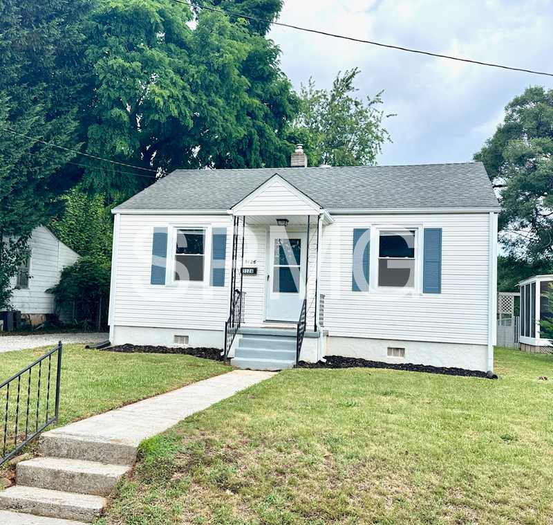 Roanoke House: 3126 Yardley Drive Northwest
