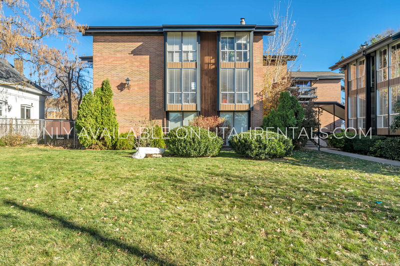 Salt Lake City Condo: 249 S 700 E