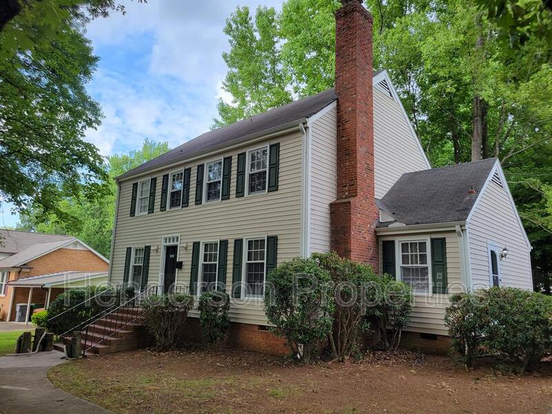 Charlotte House: 5843 Haddington Drive