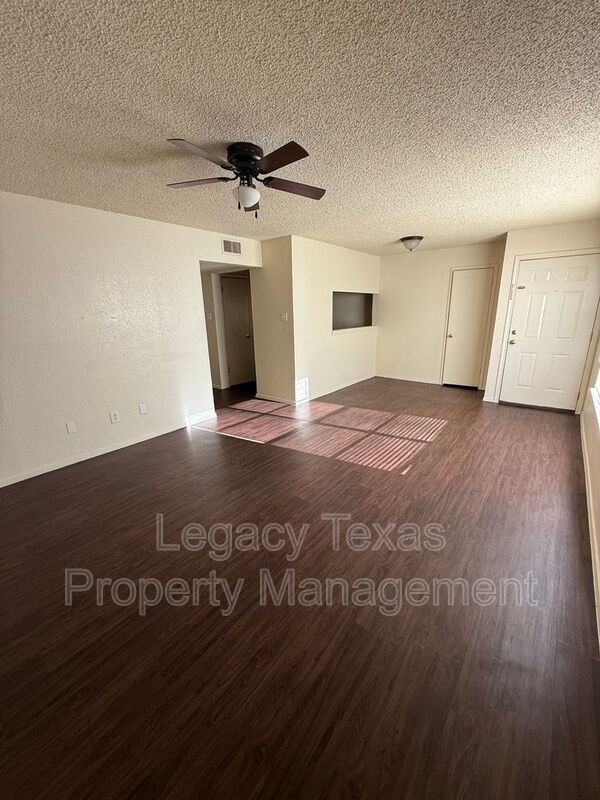Cleburne Condo: 1713 Short ST - 1713 Short ST Unit A