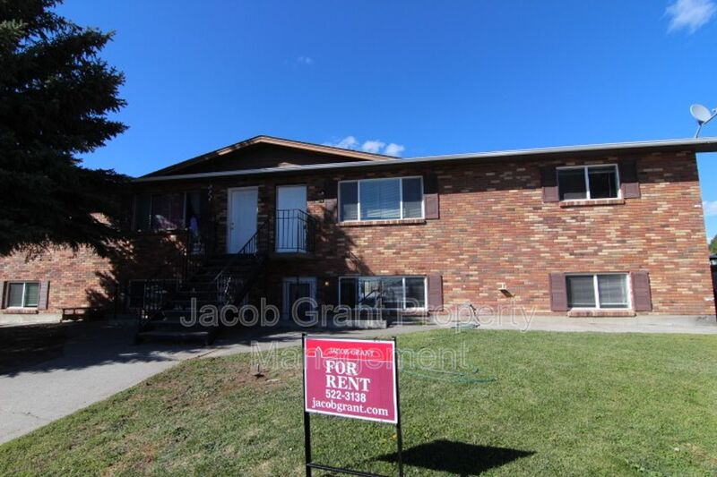 Idaho Falls House: 1335 Elizabeth