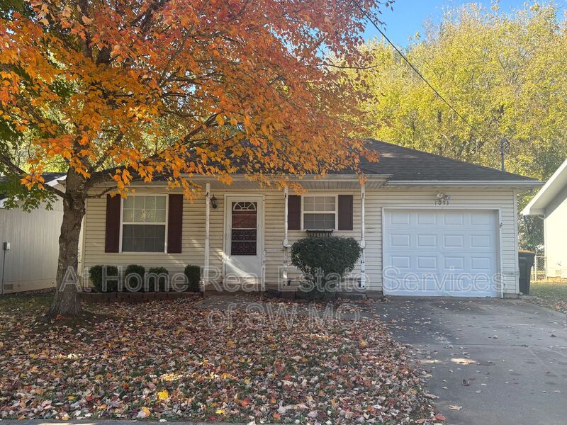 Springfield House: 1053 S Colgate