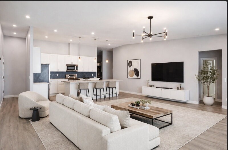 Phoenix House: 2511 East Broadway Road