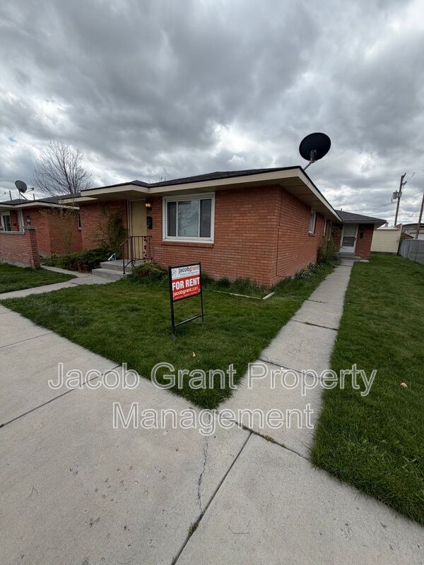 Rigby House: 143 W Fremont Ave