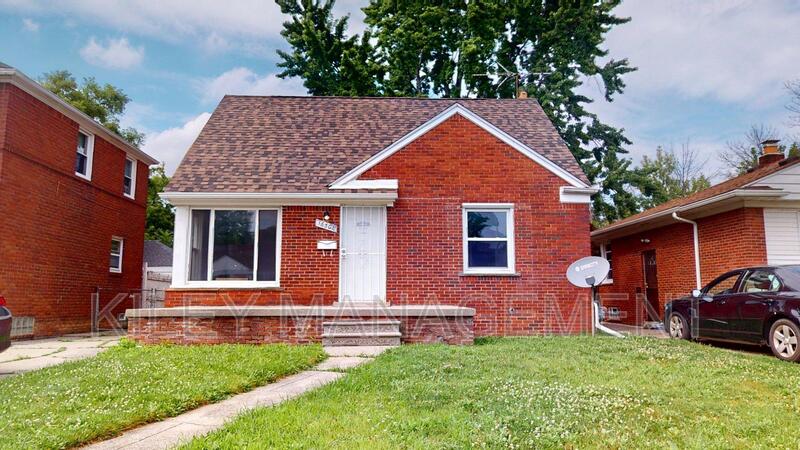 Detroit House: 16501 Fairmount Drive