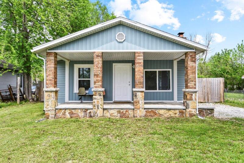 Springfield House: 1711 W Florida St