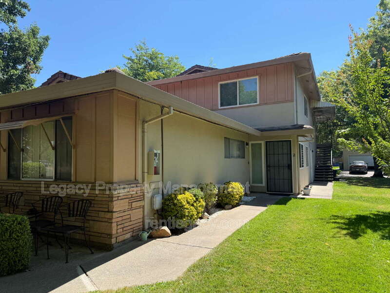 Sacramento Condo: 5174 Connecticut Dr