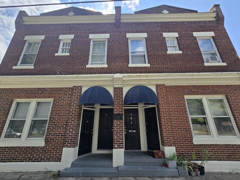 Hopewell House: 1022 Maplewood Ave