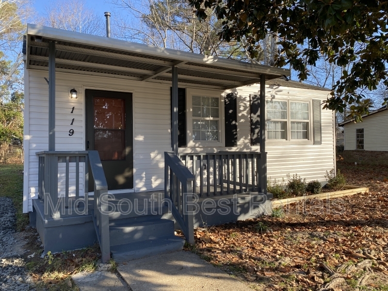 Request a Viewing for 119 Roosevelt Rd (Jacksonville) Tenant Turner