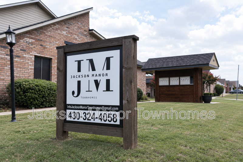 Greenville Townhome: 3000 Webb Ave