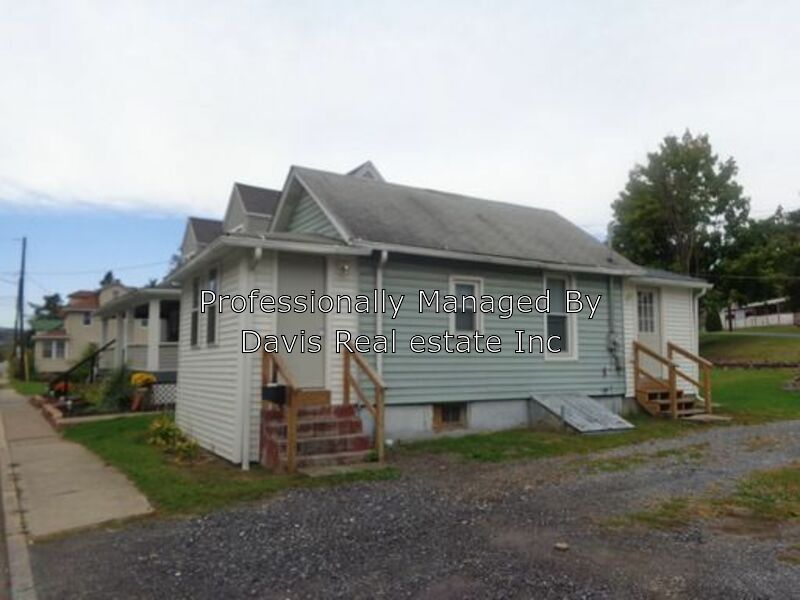 Request a Viewing for 208 Dewey Street Tenant Turner