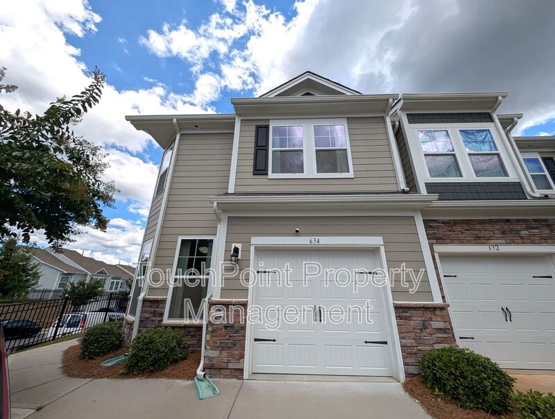 Lake Wylie Townhome: 634 Cypress Glen Lane