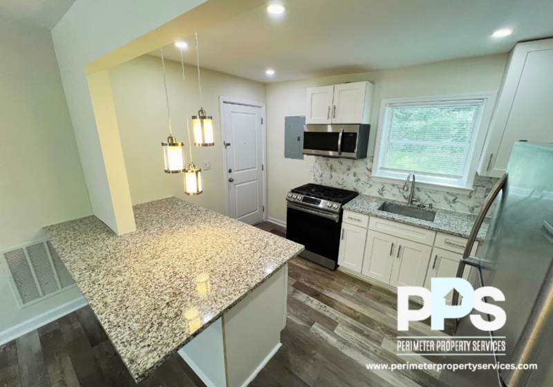 College Park House: 1784 Temple Ave