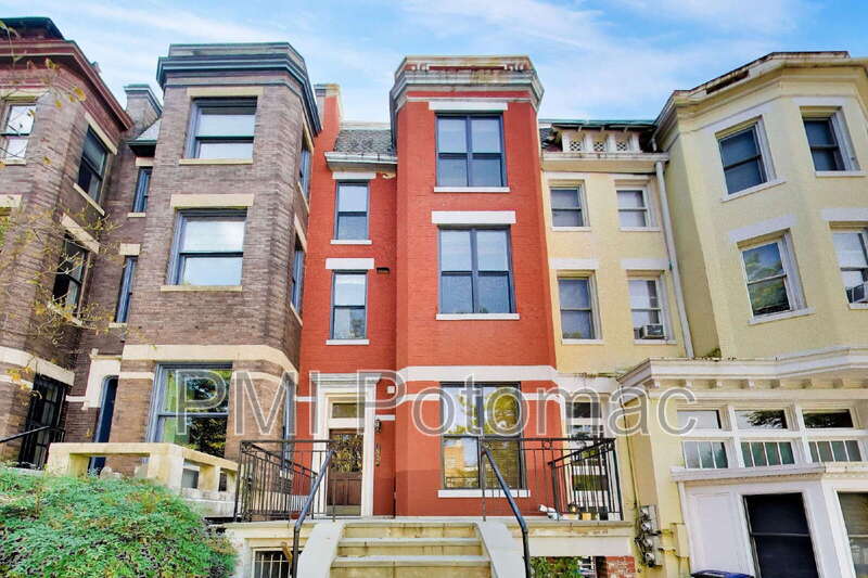 Washington Condo: 1952 Calvert Street Northwest