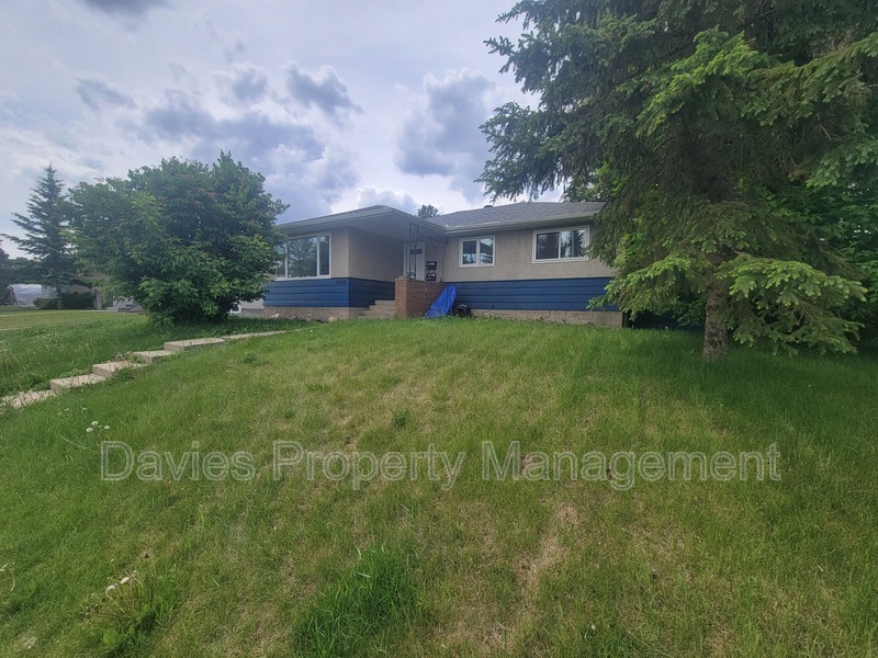 Edmonton House: 9620 75 Street NW