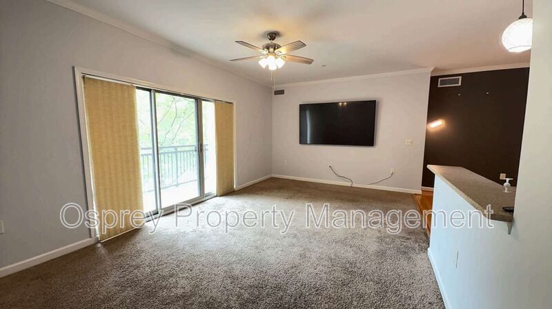 Charming 2-Bedroom Condo in Port Warwick - Photo 4
